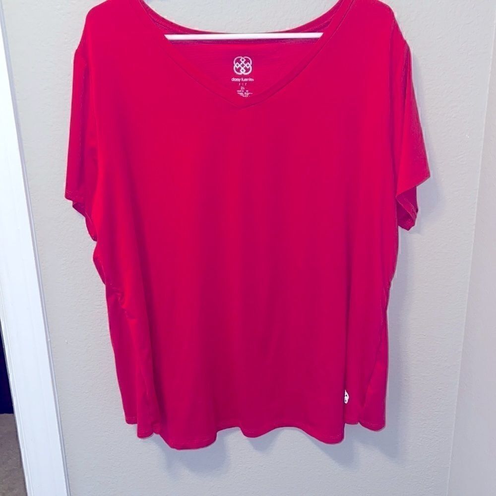 Daisy Fuentes- Plus Workout Top